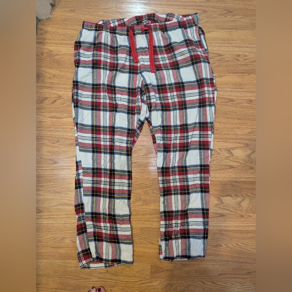 Old Navy Plaid Flannel Pajama Pants- Red, Black, White